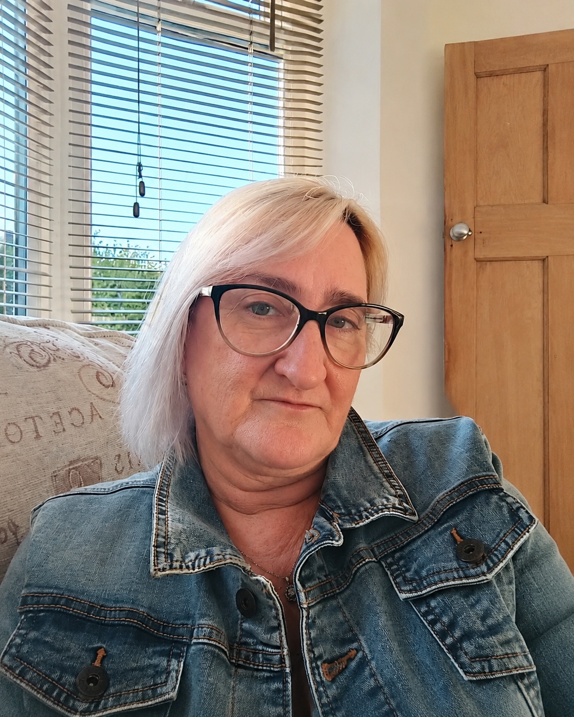 Jan from OneLifeOneYou